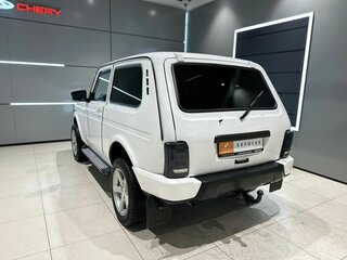 2018 Lada (ВАЗ) 2121 (4x4) I Рестайлинг, белый, 660000 рублей, вид 4