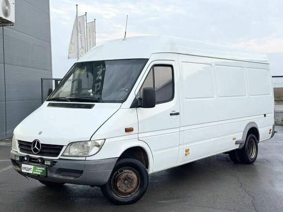 2005 Mercedes-Benz Sprinter, белый, 1579000 рублей