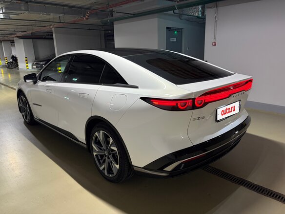 2025 Mazda EZ-6 28.4 kWh, белый, 3600000 рублей - вид 4