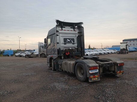 2023 FAW JH6, серый, 3504000 рублей, вид 4