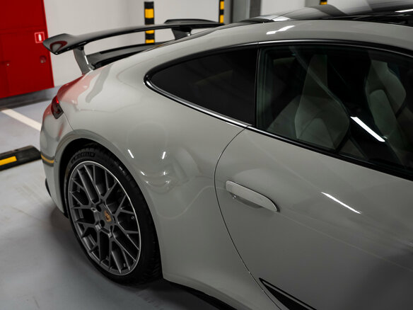 2026 Porsche 911 Carrera VIII (992) Рестайлинг, серый, 22990000 рублей - вид 8
