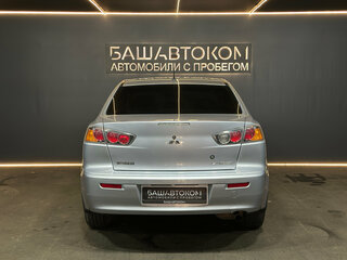 2012 Mitsubishi Lancer X Рестайлинг, серебристый, 850000 рублей, вид 5