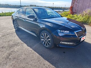 2025 Skoda Superb III Рестайлинг, чёрный, 3900000 рублей, вид 4