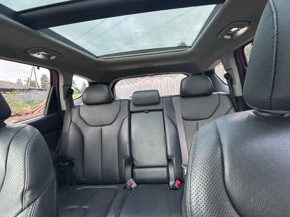 2020 Hyundai Santa Fe IV, красный, 2800000 рублей - вид 4