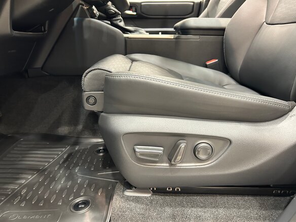 2026 Toyota Land Cruiser Prado 250 Series, белый, 12490000 рублей - вид 13