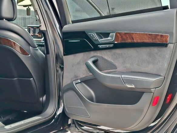 2015 Audi A8 III (D4) Рестайлинг, чёрный, 2200000 рублей - вид 16