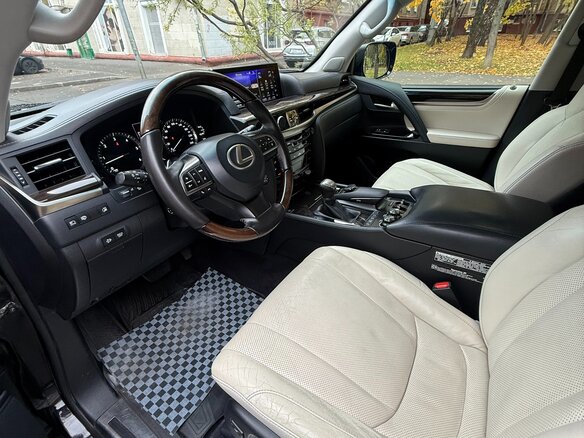 2015 Lexus LX 450d III Рестайлинг 2, чёрный, 5650000 рублей - вид 19