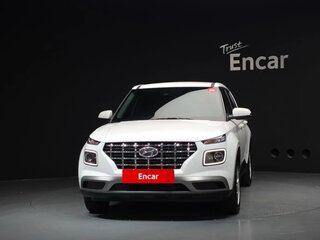 2025 Hyundai Venue I (Indian Market) Рестайлинг, белый, 2150000 рублей, вид 3