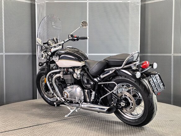 2021 Triumph Bonneville Speedmaster, чёрный, 1299000 рублей - вид 5