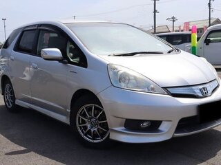 2013 Honda Fit Shuttle I, серебристый, 840000 рублей, вид 3