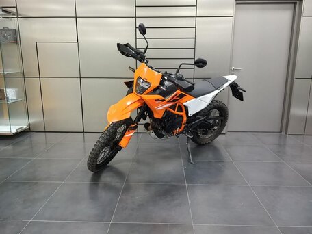 2025 KTM 390 Enduro, оранжевый, 680000 рублей, вид 3