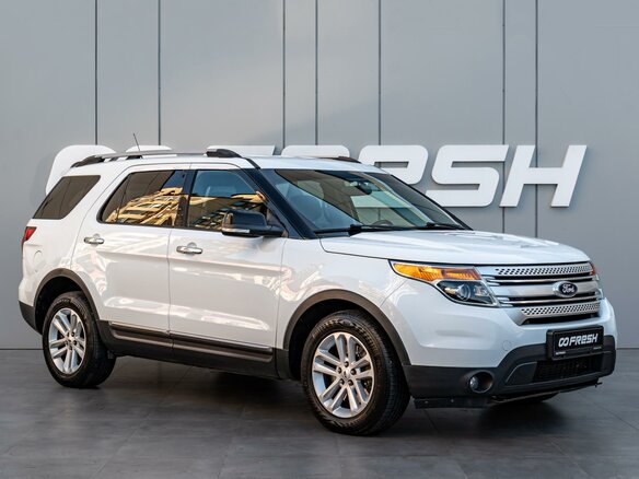 2013 Ford Explorer V, белый, 1580000 рублей