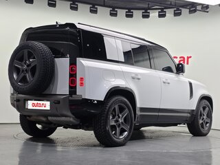 2025 Land Rover Defender 110 II, белый, 10800000 рублей, вид 2