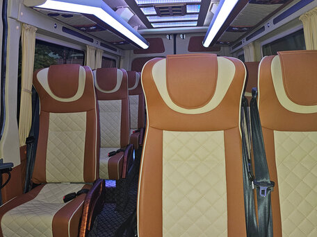 2018 Mercedes-Benz Sprinter, белый, 9000000 рублей, вид 3