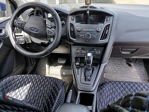 2016 Ford Focus III Рестайлинг, синий, 1000000 рублей - вид 2