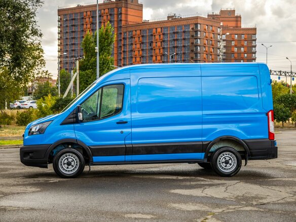 2020 Ford Transit, синий - вид 4