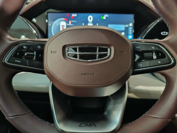 2023 Geely Monjaro I, серый, 2295000 рублей - вид 18