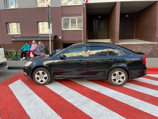2012 Skoda Octavia II (A5) Рестайлинг, чёрный, 615000 рублей, вид 4