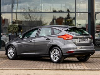 2016 Ford Focus III Рестайлинг, серый, 995000 рублей, вид 4