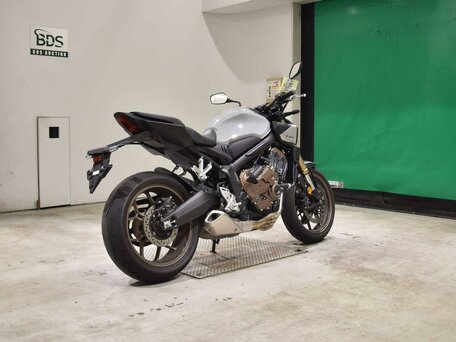 2024 Honda CB 650R, серый, 1177000 рублей, вид 5