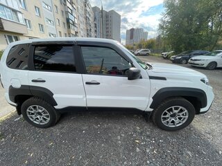 2024 Lada (ВАЗ) Niva Travel I, белый, 1150000 рублей, вид 2