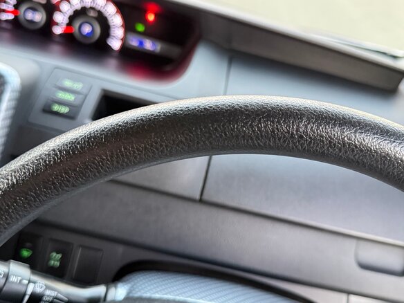 2010 Toyota Noah II (R70), серый - вид 19