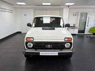 2011 Lada (ВАЗ) 2121 (4x4) I Рестайлинг, белый, 294000 рублей, вид 2
