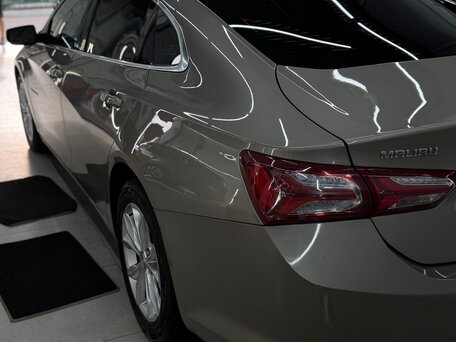 2022 Chevrolet Malibu IX Рестайлинг, коричневый, 1600000 рублей, вид 2