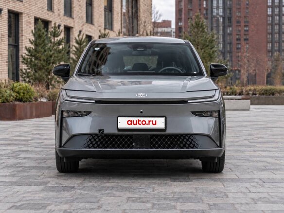 2026 Toyota bZ3X 58.3 kWh, серый, 2729512 рублей - вид 3
