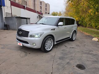 2011 Infiniti QX56 II, серебристый, 2000000 рублей, вид 1