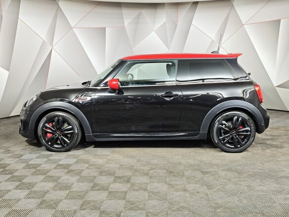 2021 Mini Hatch JCW III (F55/F56) Рестайлинг, чёрный, 3079000 рублей - вид 4
