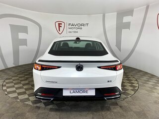 2023 Changan Lamore, белый, 1850000 рублей, вид 4