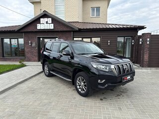 2020 Toyota Land Cruiser Prado 150 Series Рестайлинг 2, чёрный, 4150000 рублей, вид 1