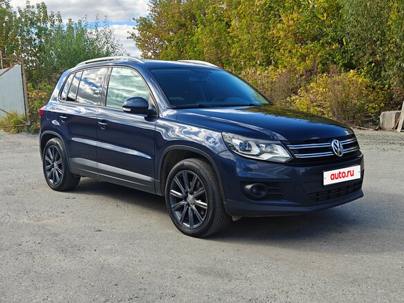 2016 Volkswagen Tiguan I Рестайлинг, синий, 1600000 рублей - вид 3