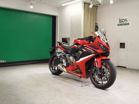 2022 Honda CBR 650R, красный, 977000 рублей, вид 3