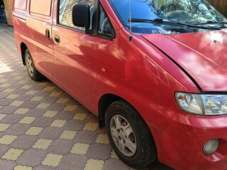 2001 Hyundai Starex I Рестайлинг, красный, 400000 рублей, вид 3