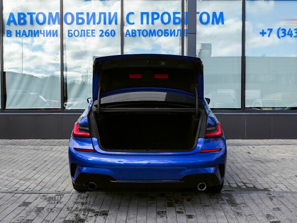 2019 BMW 3 серии 330i VII (G2x), синий, 3380000 рублей - вид 19