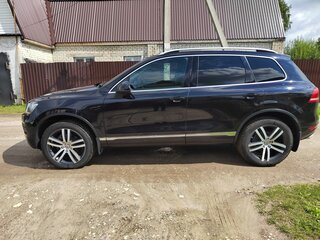 2013 Volkswagen Touareg II, чёрный, 2000000 рублей, вид 5
