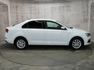 2022 Skoda Rapid II, белый, 1684000 рублей, вид 4