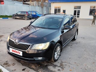 2013 Skoda Superb DSG II Рестайлинг, чёрный, 950000 рублей, вид 1
