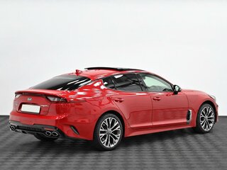 2018 Kia Stinger I, красный, 2145000 рублей, вид 4
