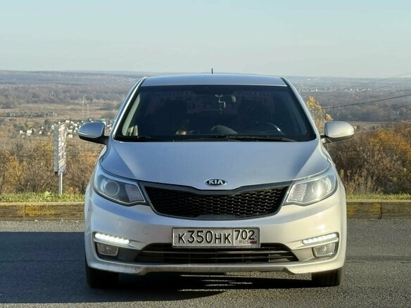 2015 Kia Rio III Рестайлинг, бежевый, 969000 рублей - вид 1