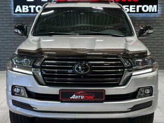 2018 Toyota Land Cruiser 200 Series Рестайлинг 2, серебристый, 6900000 рублей, вид 3