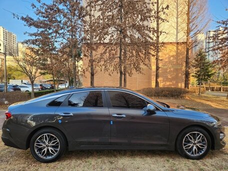 2022 Kia K5 III, серый, 2300000 рублей, вид 4