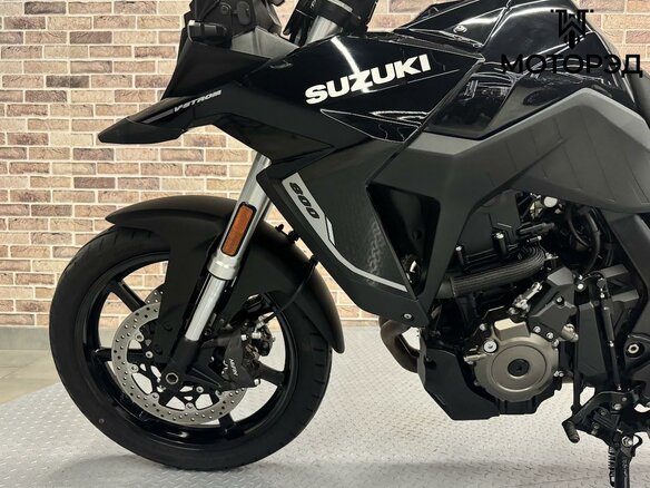 2023 Suzuki V-Strom 800DE, чёрный - вид 11