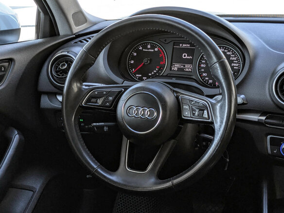 2019 Audi A3 III (8V) Рестайлинг, белый, 2199500 рублей - вид 12