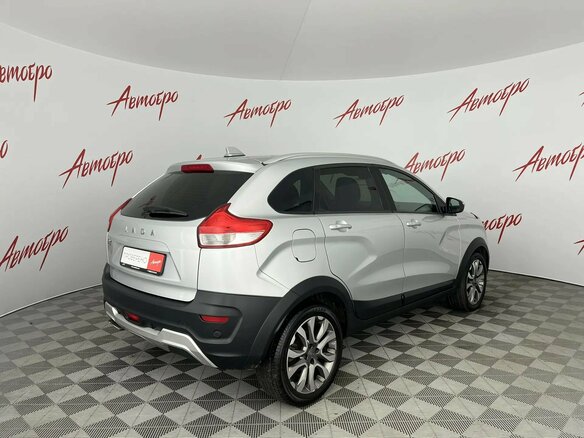 2019 Lada (ВАЗ) XRAY Cross I, серебристый, 920000 рублей - вид 4