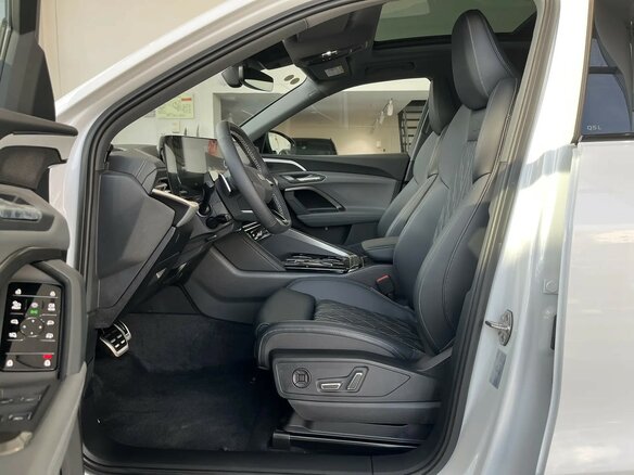 2026 Audi Q5 L III (GU), белый, 7000000 рублей - вид 6
