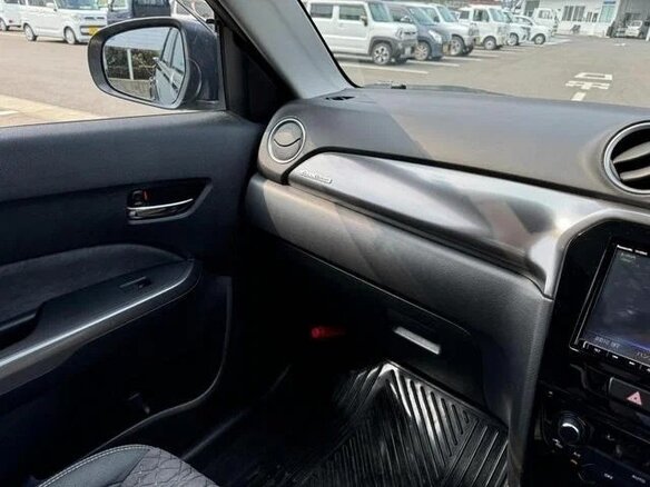 2022 Suzuki Escudo IV Рестайлинг, чёрный - вид 9