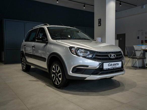 2026 Lada (ВАЗ) Granta Cross I Рестайлинг, серебристый - вид 9
